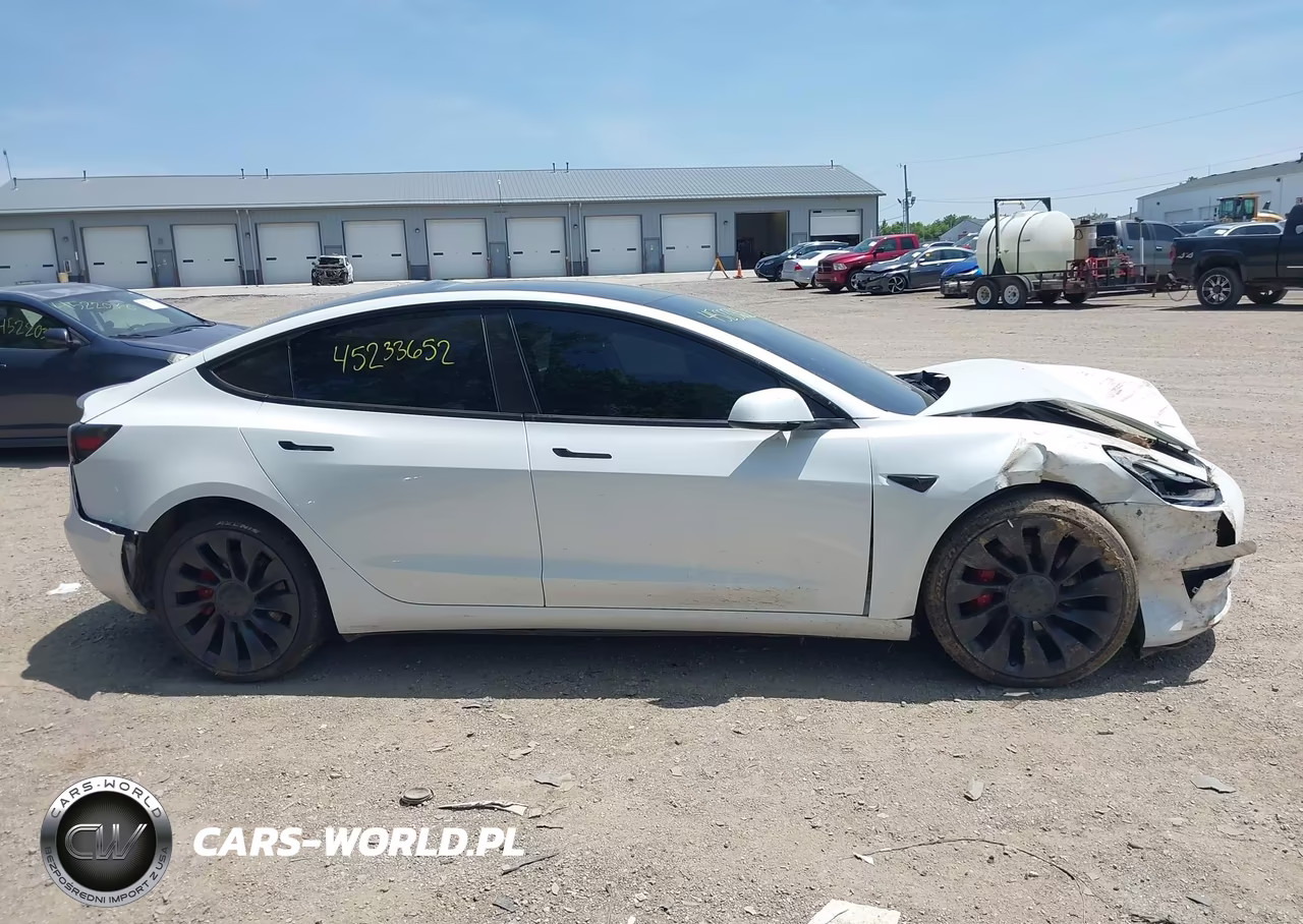 2022 Tesla Model 3 Performance Dual Motor All-Wheel Drive VIN:5YJ3E1EC7NF344182 - 11