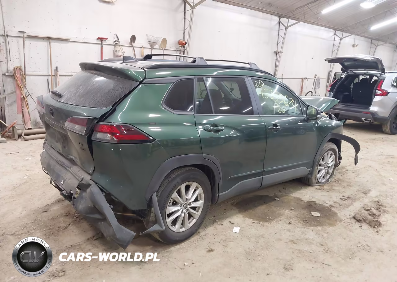 2026 Toyota Corolla Cross Le VIN:7MUCAABG9TV162677 - 4