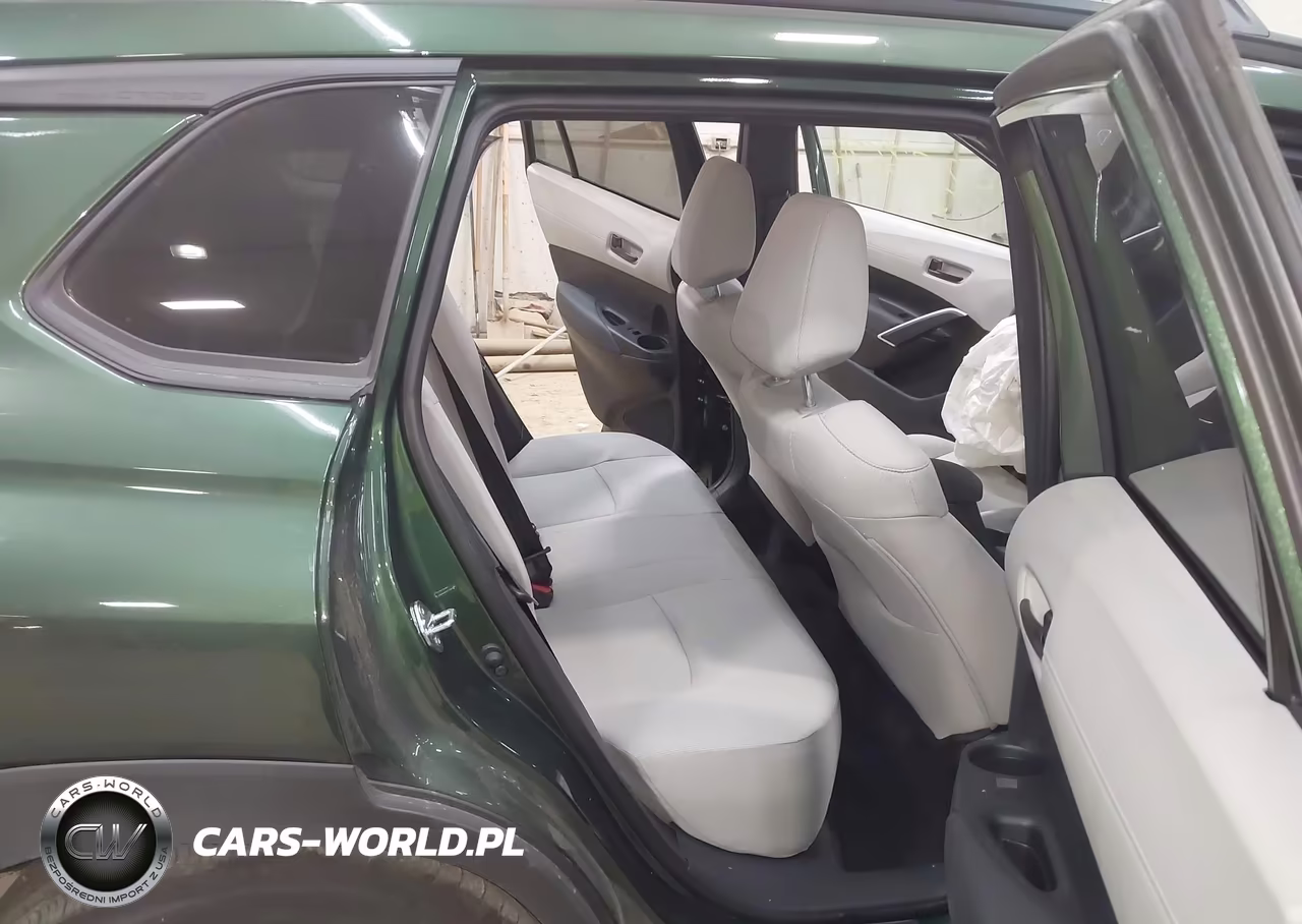 2026 Toyota Corolla Cross Le VIN:7MUCAABG9TV162677 - 8