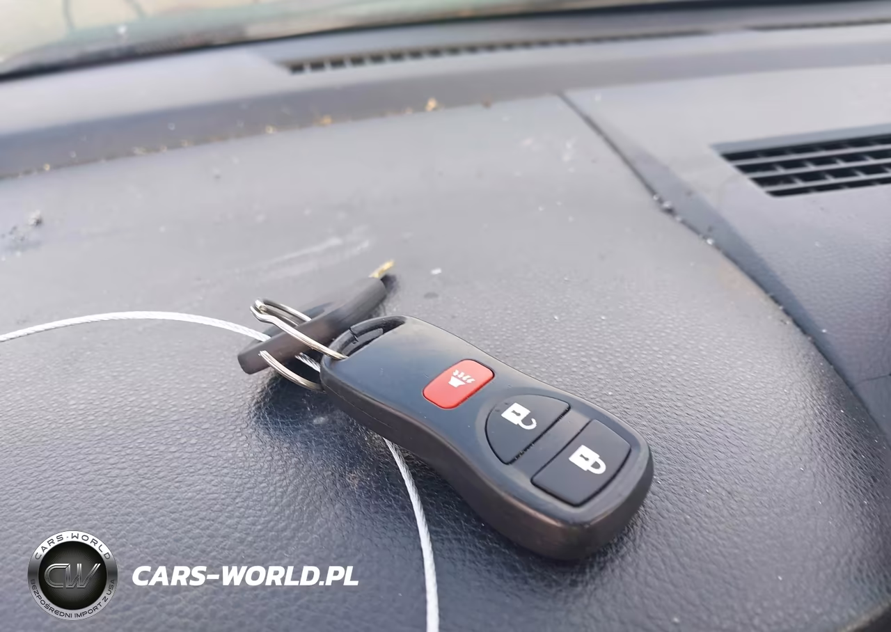 2009 Nissan Versa 1.8S VIN:3N1BC13E09L443703 - 11