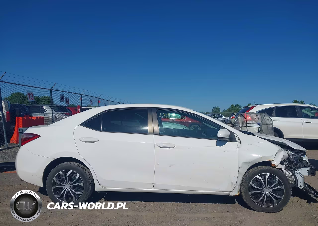 2017 Toyota Corolla Le VIN:2T1BURHE3HC786248 - 14