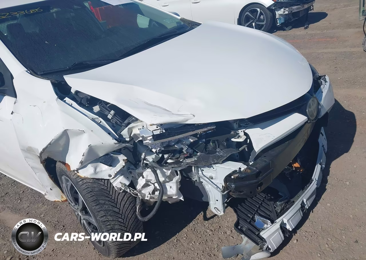 2017 Toyota Corolla Le VIN:2T1BURHE3HC786248 - 6