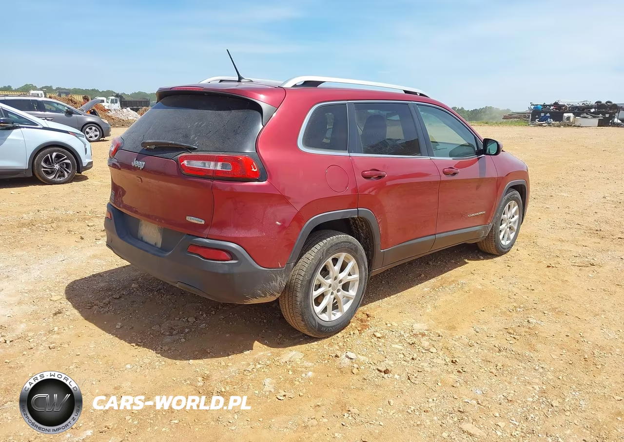 2017 Jeep Cherokee Latitude Fwd VIN:1C4PJLCB0HW644651 - 4