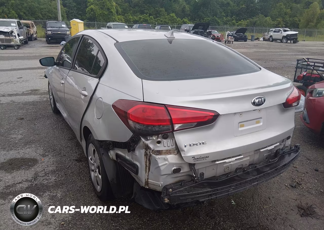 2018 Kia Forte Lx VIN:3KPFK4A74JE277394 - 3
