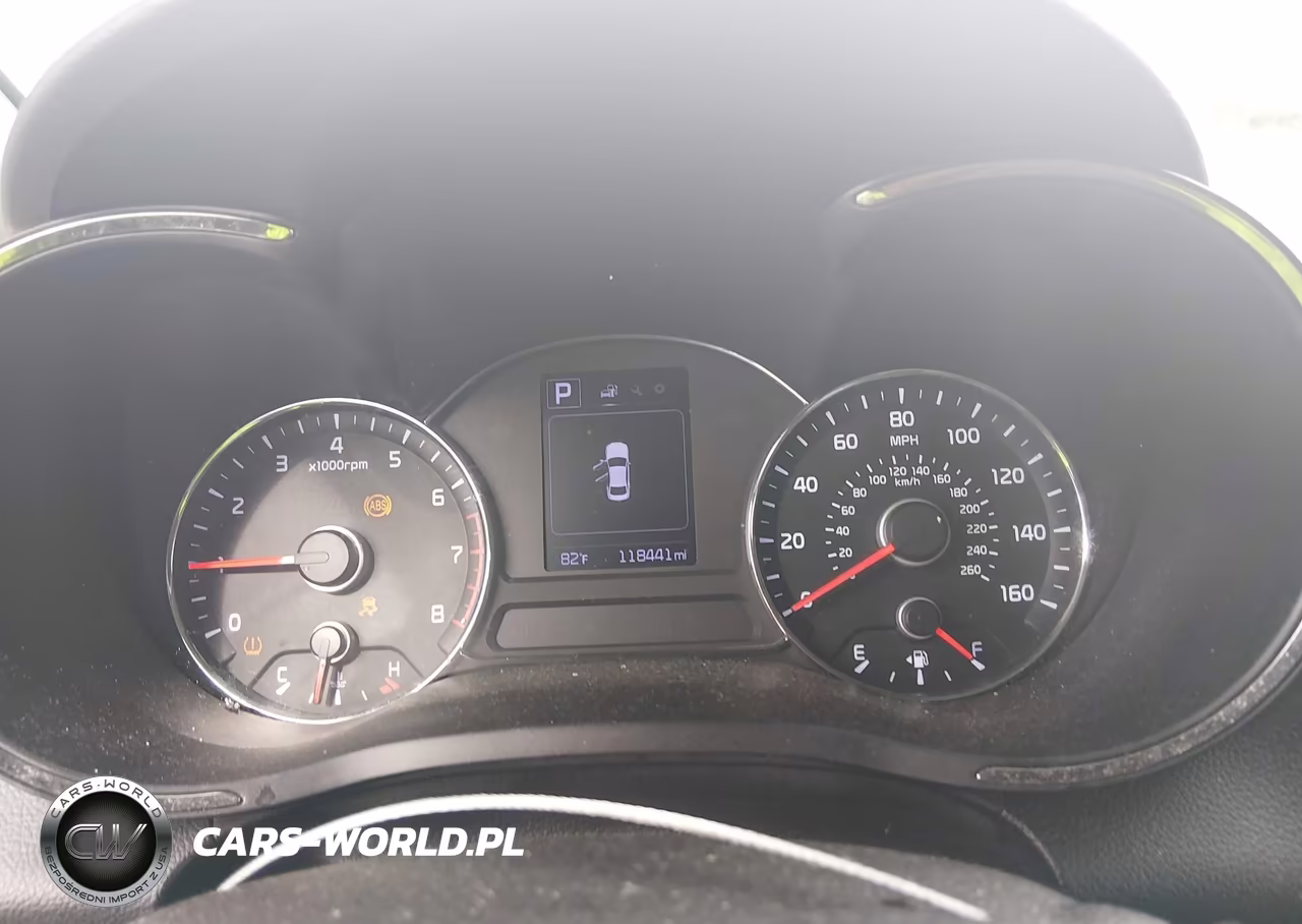 2018 Kia Forte Lx VIN:3KPFK4A74JE277394 - 7