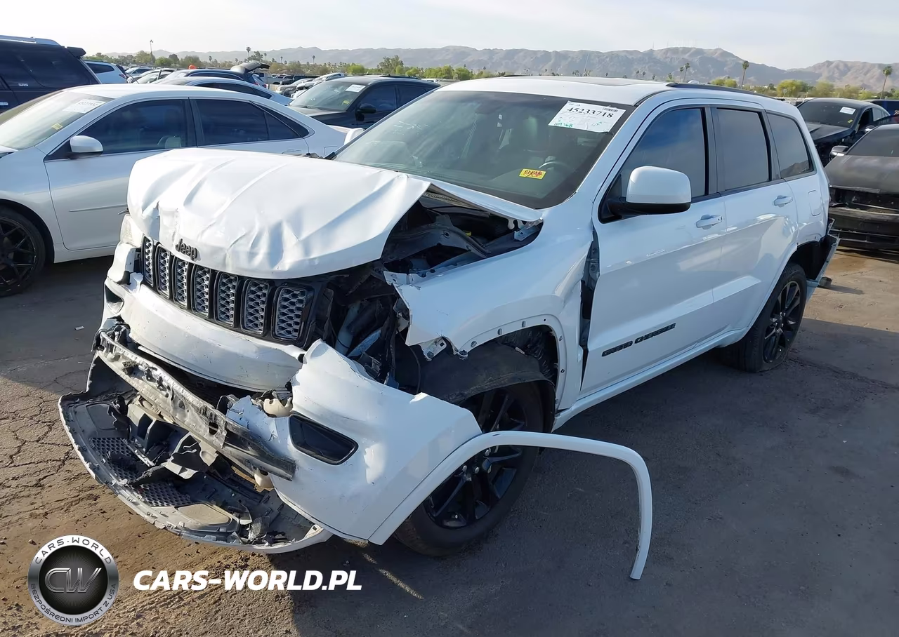 2020 Jeep Grand Cherokee Altitude 4X2 VIN:1C4RJEAG3LC364638 - 2