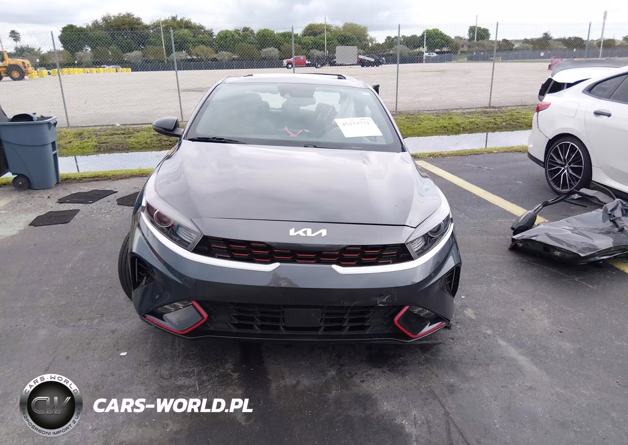 2023 Kia Forte Gt-Line VIN:3KPF54ADXPE582680 - 12