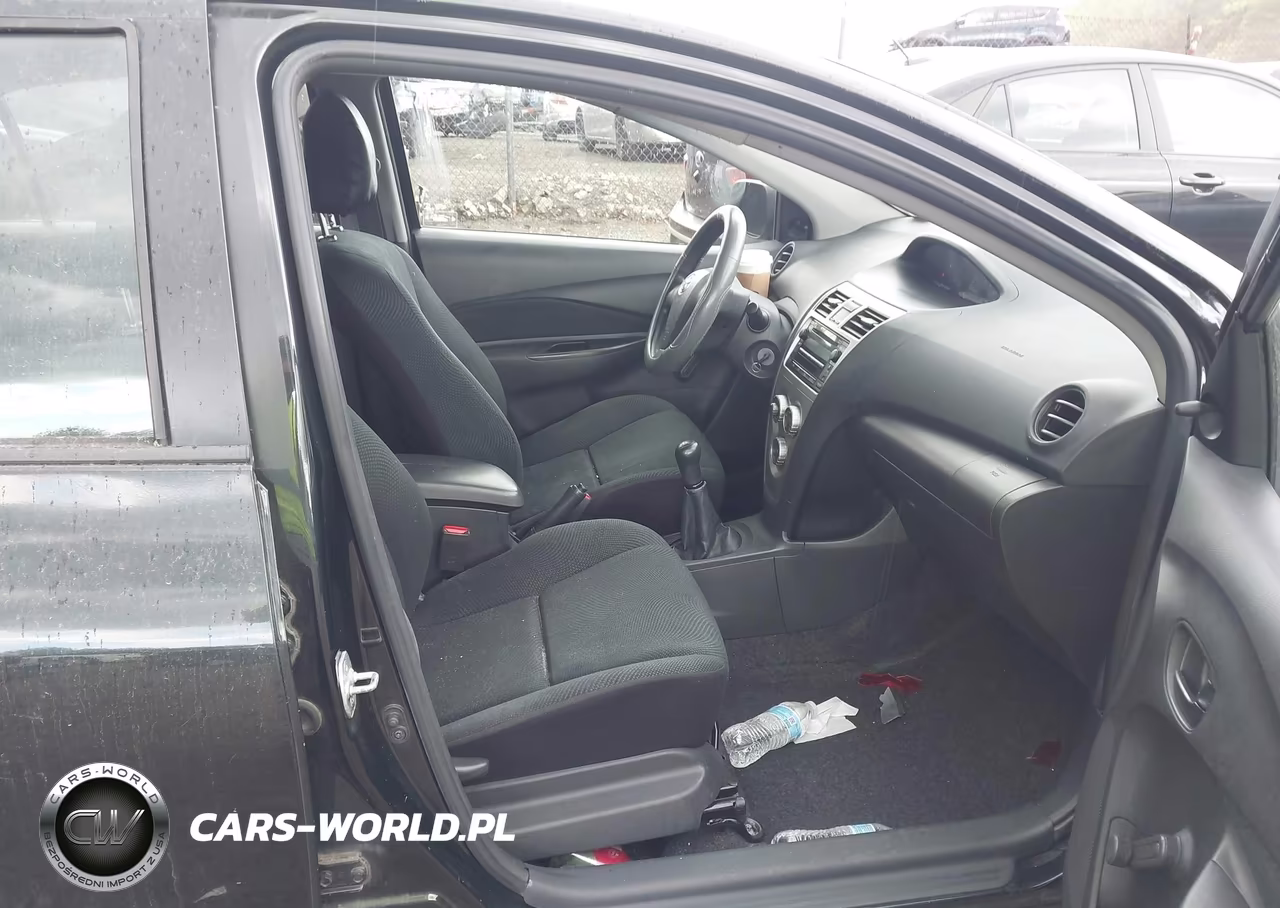 2010 Toyota Yaris VIN:JTDBT4K30A1367085 - 5