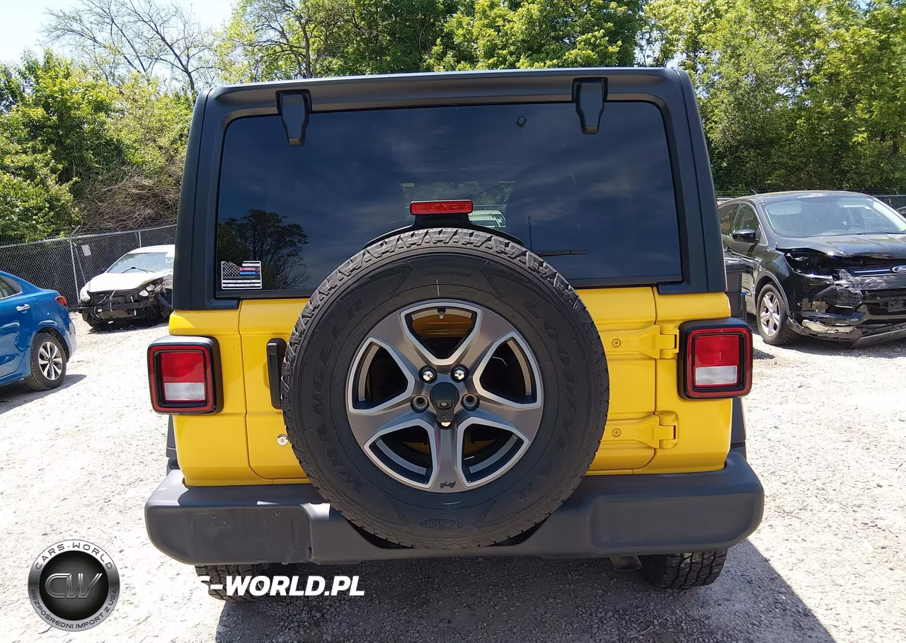 2018 Jeep Wrangler Unlimited Sport S 4X4 VIN:1C4HJXDG7JW318194 - 16
