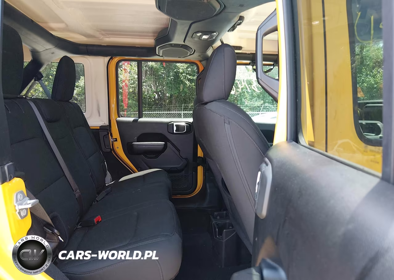 2018 Jeep Wrangler Unlimited Sport S 4X4 VIN:1C4HJXDG7JW318194 - 8