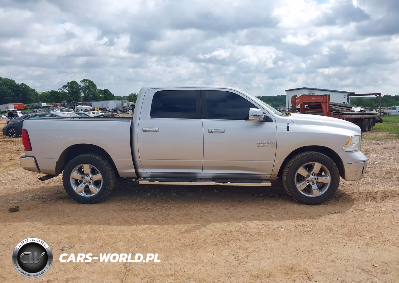 2018 Ram 1500 Lone Star Silver 4X2 5'7 Box VIN:1C6RR6LG6JS157103 - 13