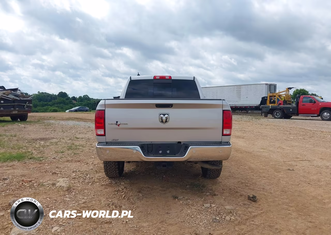 2018 Ram 1500 Lone Star Silver 4X2 5'7 Box VIN:1C6RR6LG6JS157103 - 16