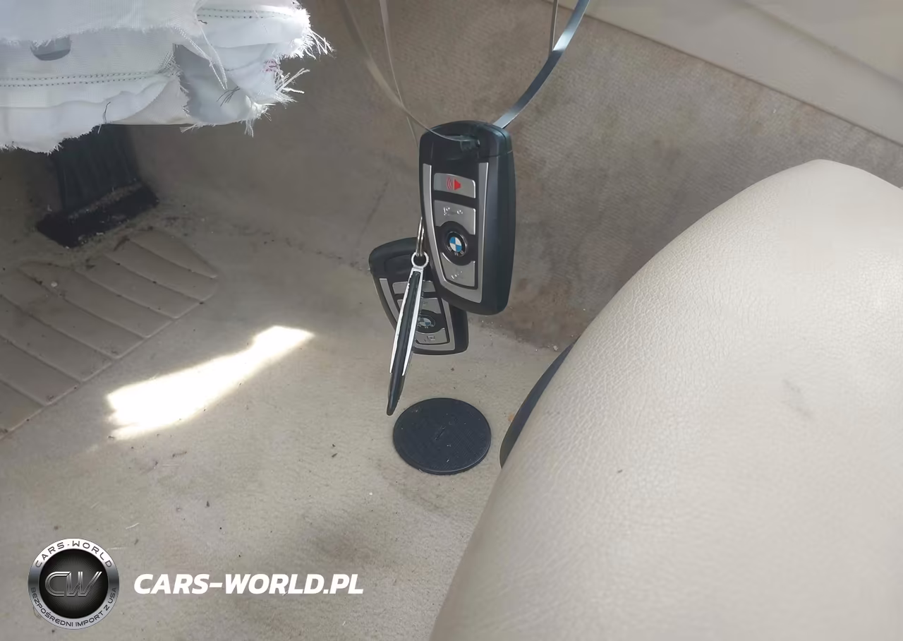 2016 BMW 3 Series 328I VIN:WBA8E9C57GK604026 - 11