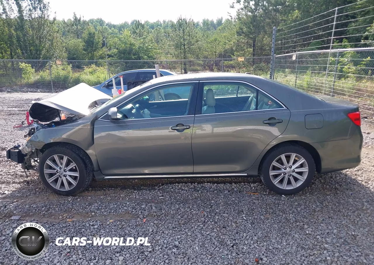 2014 Toyota Camry Xle VIN:4T1BF1FK6EU793001 - 15