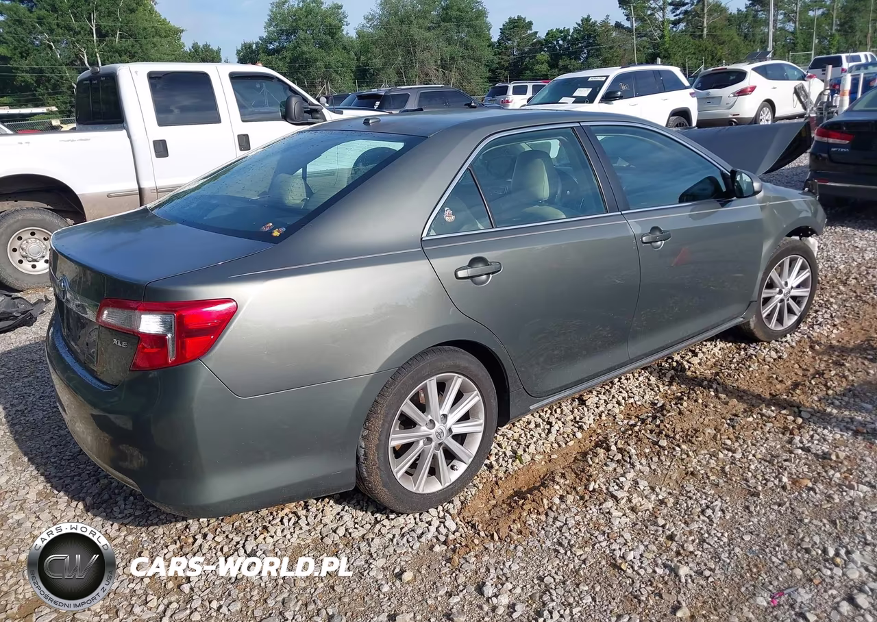 2014 Toyota Camry Xle VIN:4T1BF1FK6EU793001 - 4