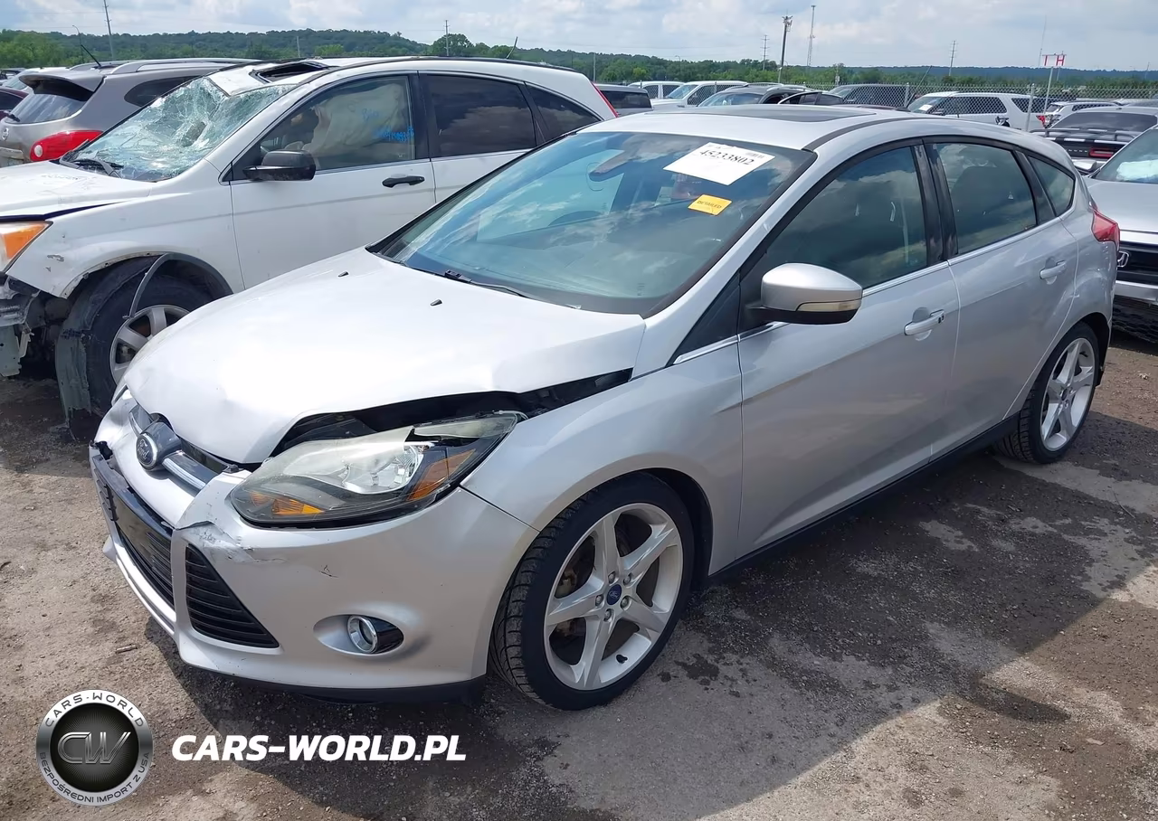 2012 Ford Focus Titanium VIN:1FAHP3N22CL361958 - 2