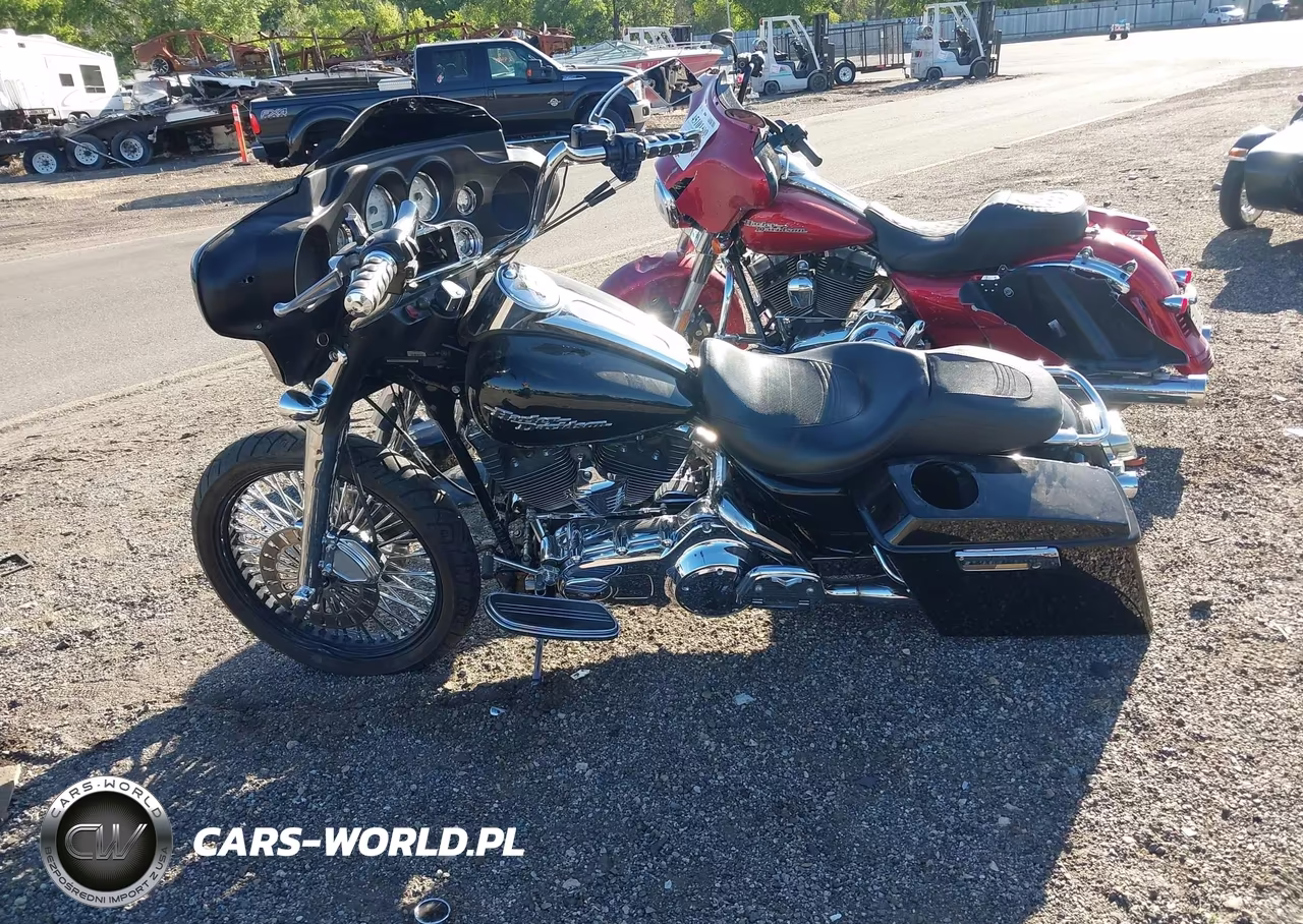 2007 Harley-Davidson Flhx VIN:1HD1KB4117Y704103 - 13