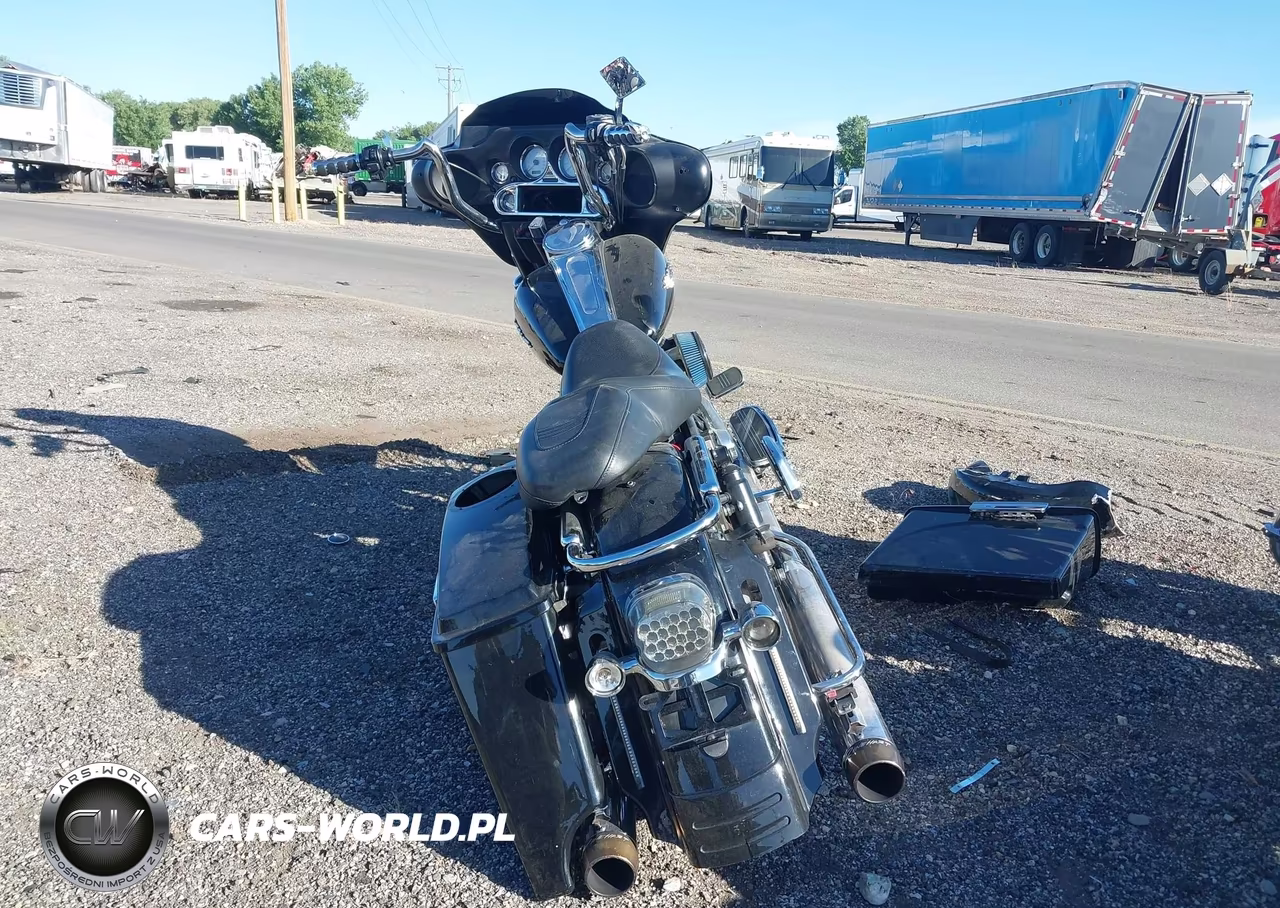 2007 Harley-Davidson Flhx VIN:1HD1KB4117Y704103 - 6