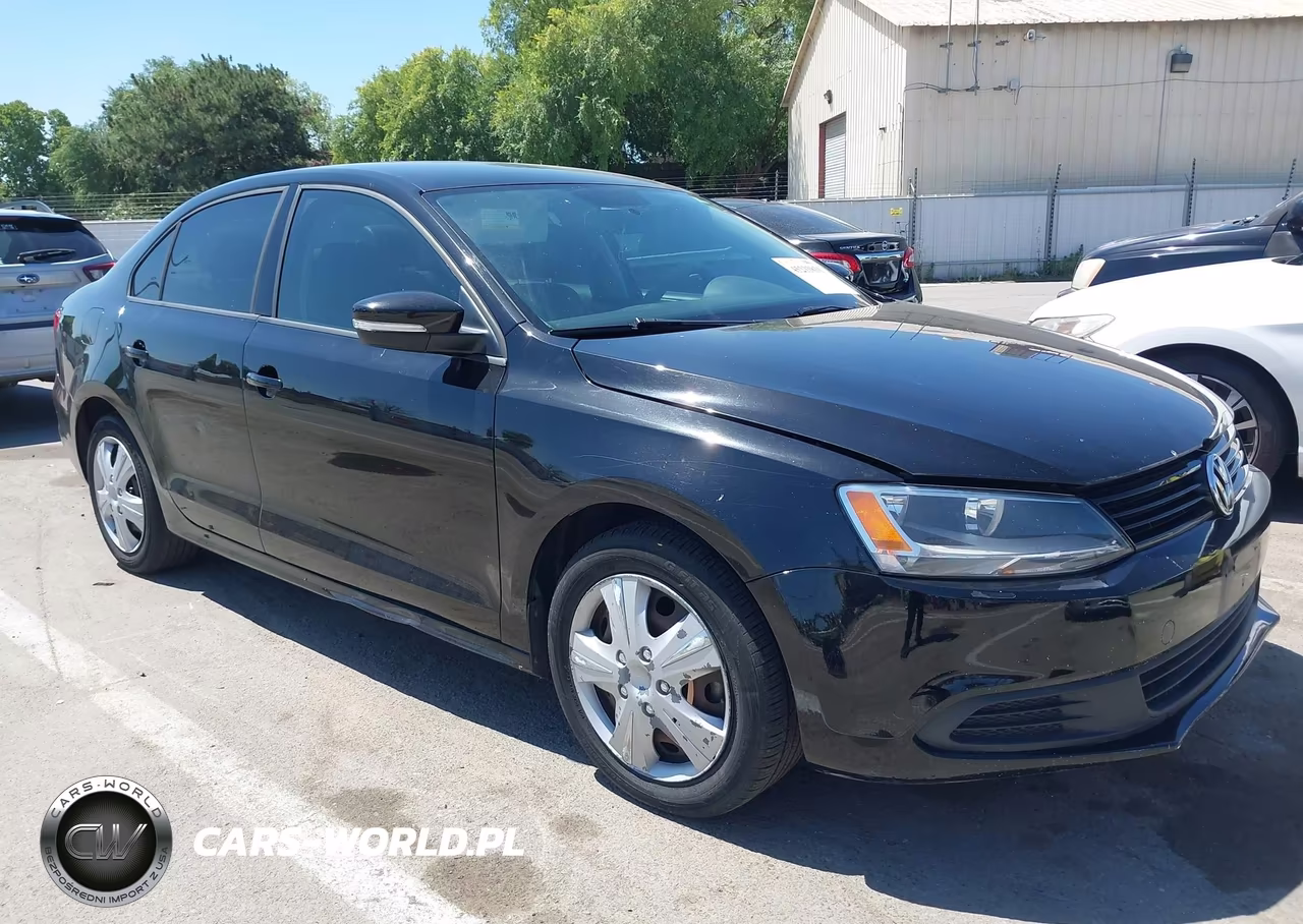 2014 Volkswagen Jetta 1.8T Se – zdjęcie 1 z 15