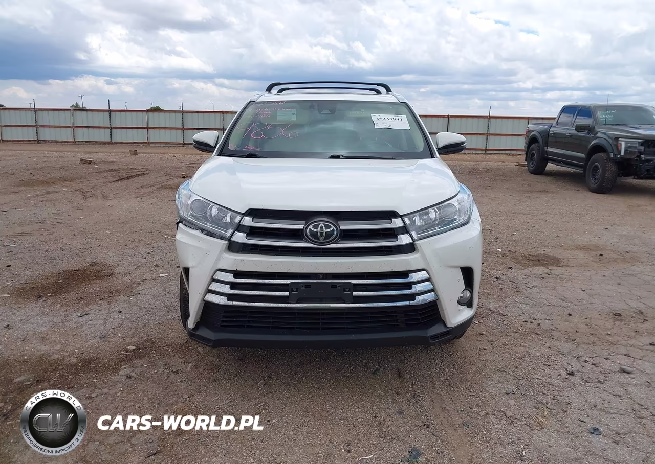 2017 Toyota Highlander Limited Platinum VIN:5TDDZRFH8HS359856 - 12
