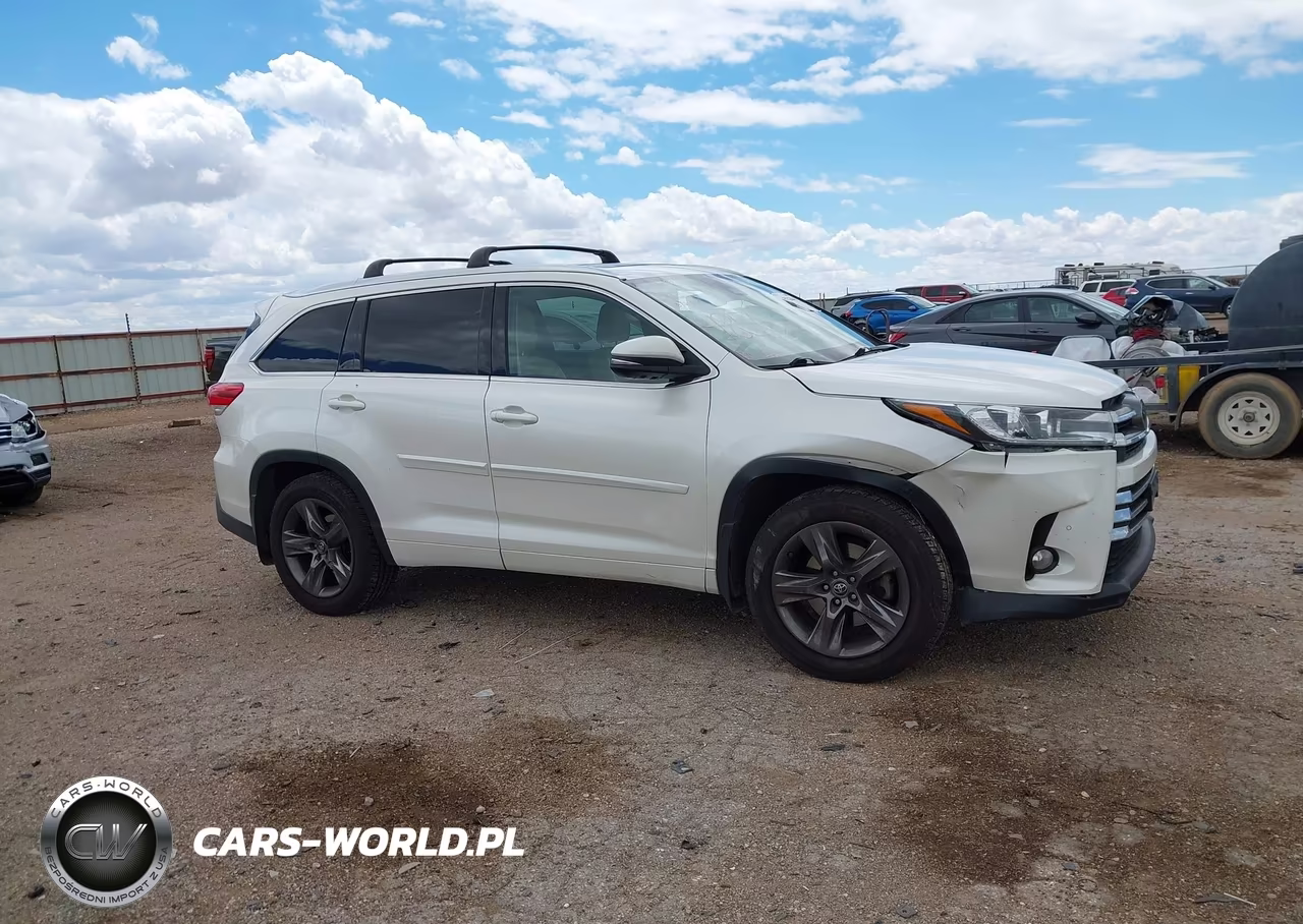 2017 Toyota Highlander Limited Platinum VIN:5TDDZRFH8HS359856 - 13