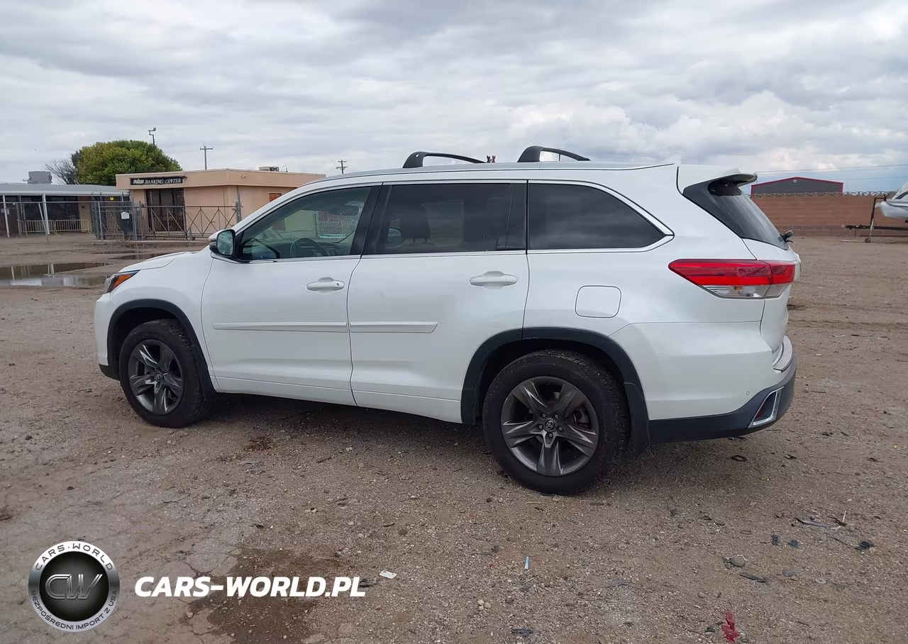 2017 Toyota Highlander Limited Platinum VIN:5TDDZRFH8HS359856 - 14