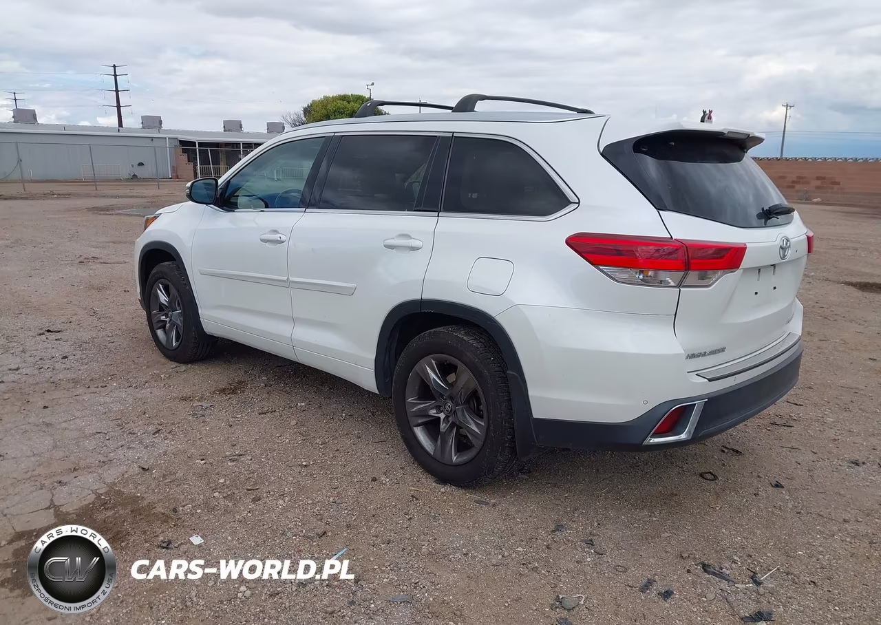 2017 Toyota Highlander Limited Platinum VIN:5TDDZRFH8HS359856 - 3