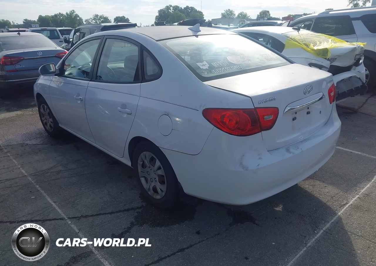 2010 Hyundai Elantra Gls VIN:KMHDU4AD2AU043193 - 3