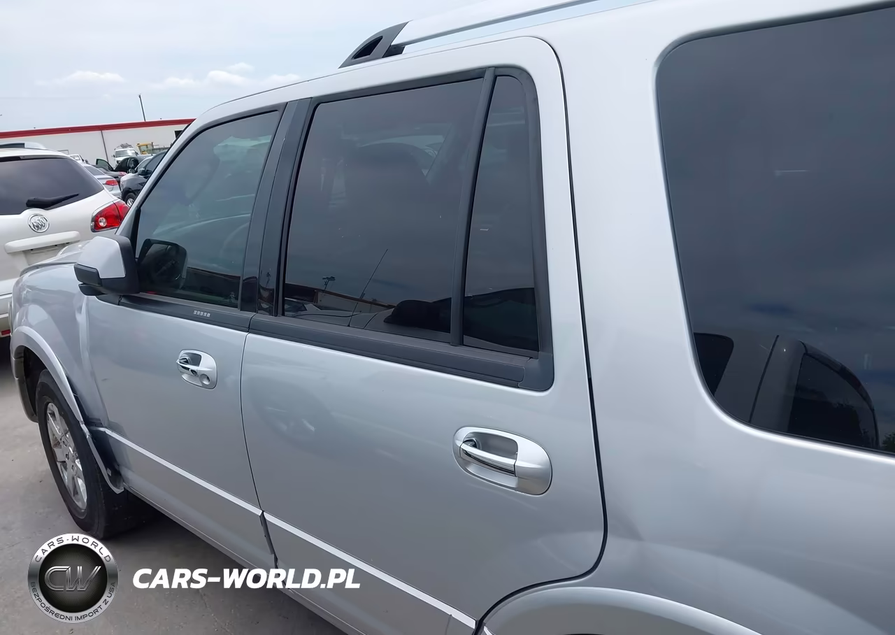 2014 Ford Expedition Limited VIN:1FMJU1K56EEF65415 - 13