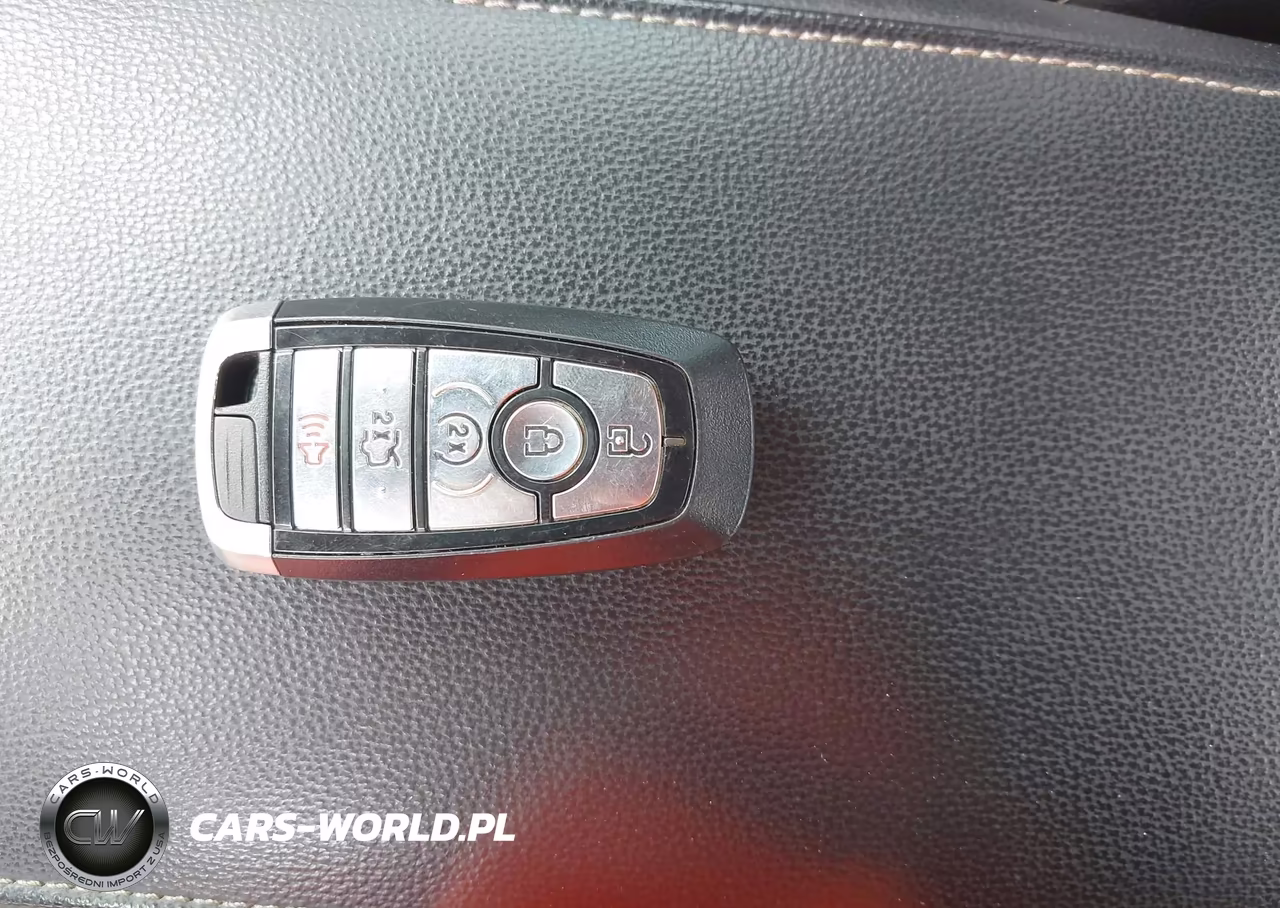2019 Ford Fusion Titanium VIN:3FA6P0D94KR153116 - 11