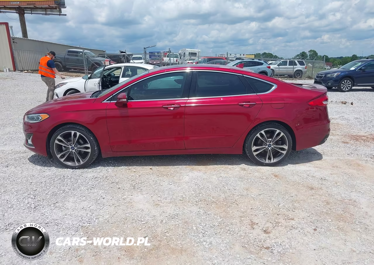 2019 Ford Fusion Titanium VIN:3FA6P0D94KR153116 - 14