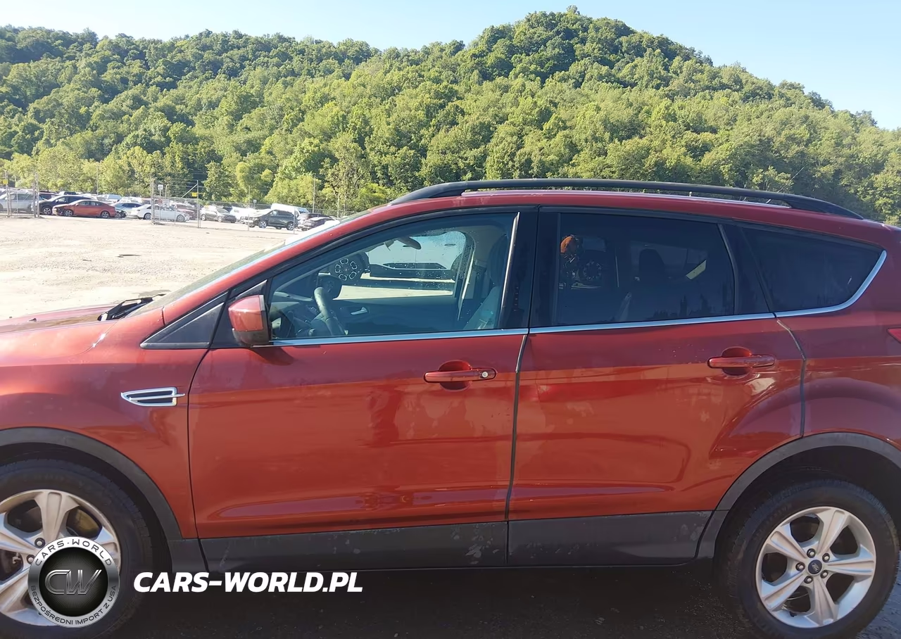 2015 Ford Escape Se VIN:1FMCU9GX0FUA75870 - 14