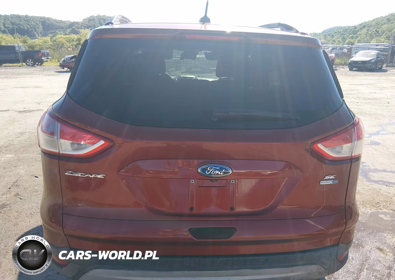 2015 Ford Escape Se VIN:1FMCU9GX0FUA75870 - 16