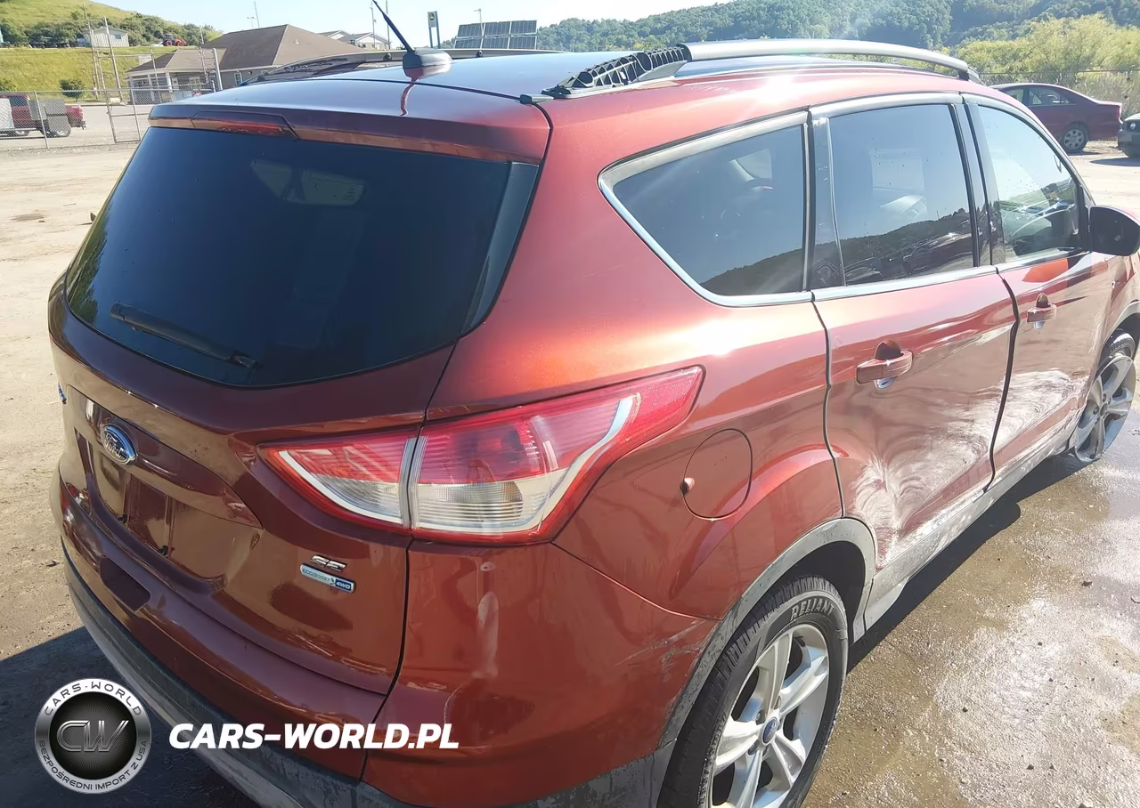 2015 Ford Escape Se VIN:1FMCU9GX0FUA75870 - 4
