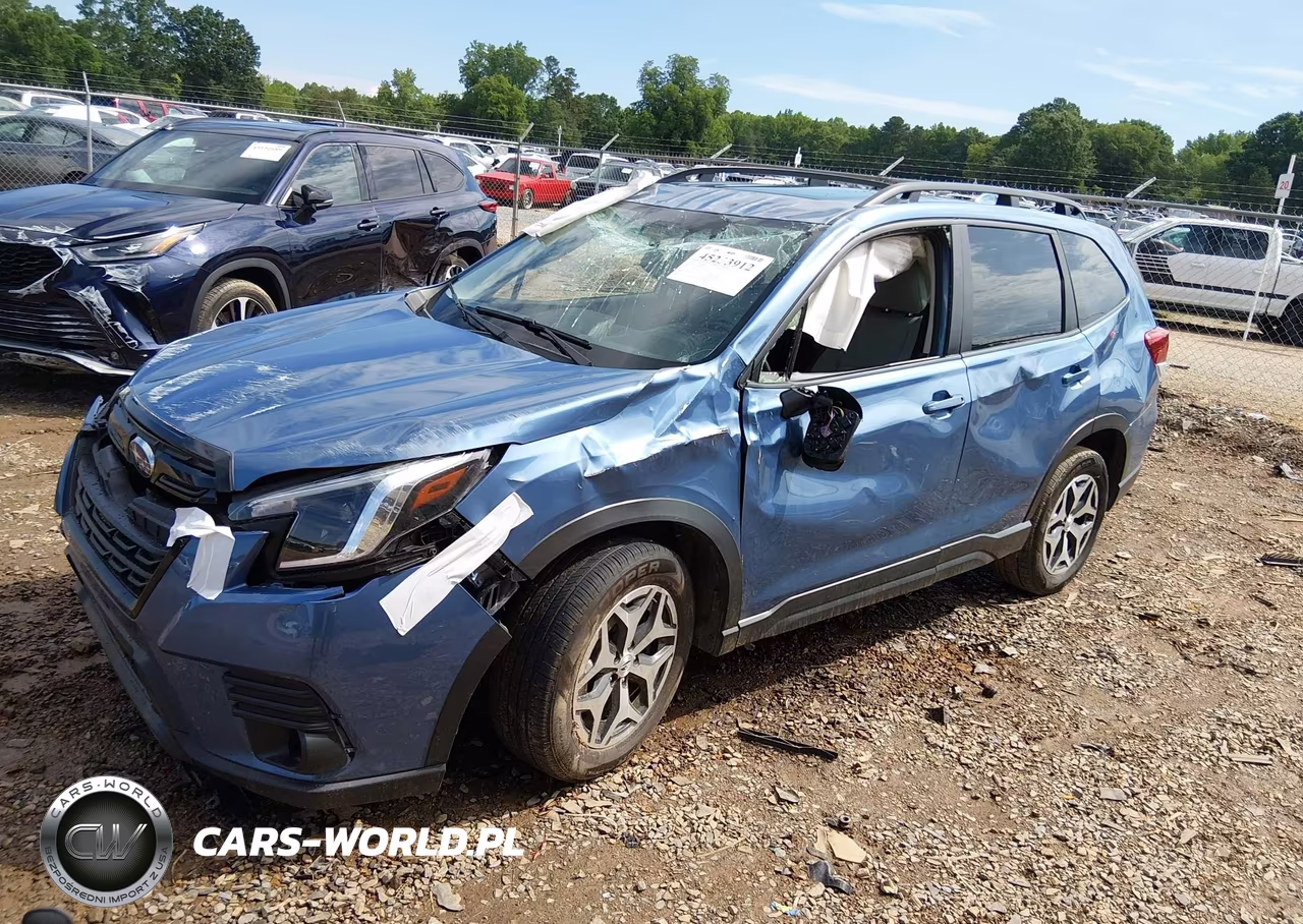 2023 Subaru Forester Premium VIN:JF2SKADC8PH491993 - 2