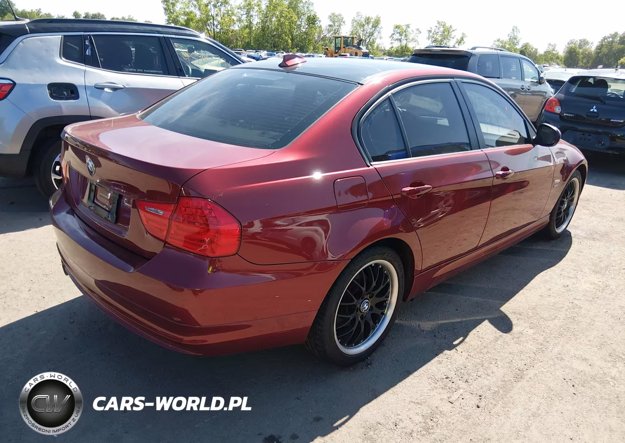 2011 BMW 328I xDrive VIN:WBAPK7C58BA822080 - 4
