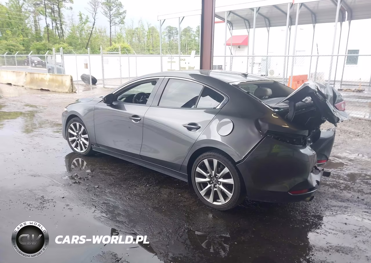 2020 Mazda Mazda3 Premium Package VIN:JM1BPAEM6L1171582 - 3