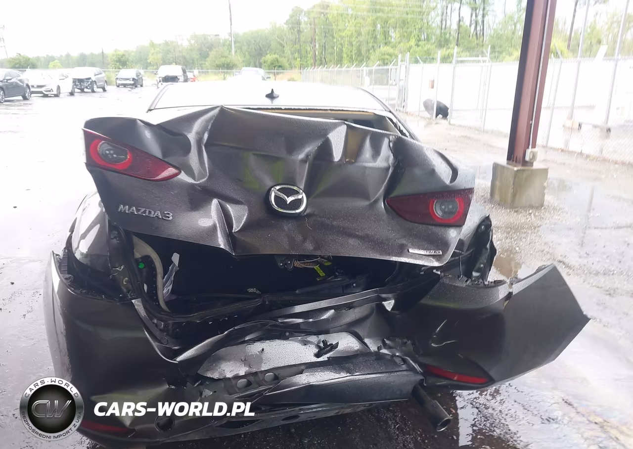 2020 Mazda Mazda3 Premium Package VIN:JM1BPAEM6L1171582 - 6