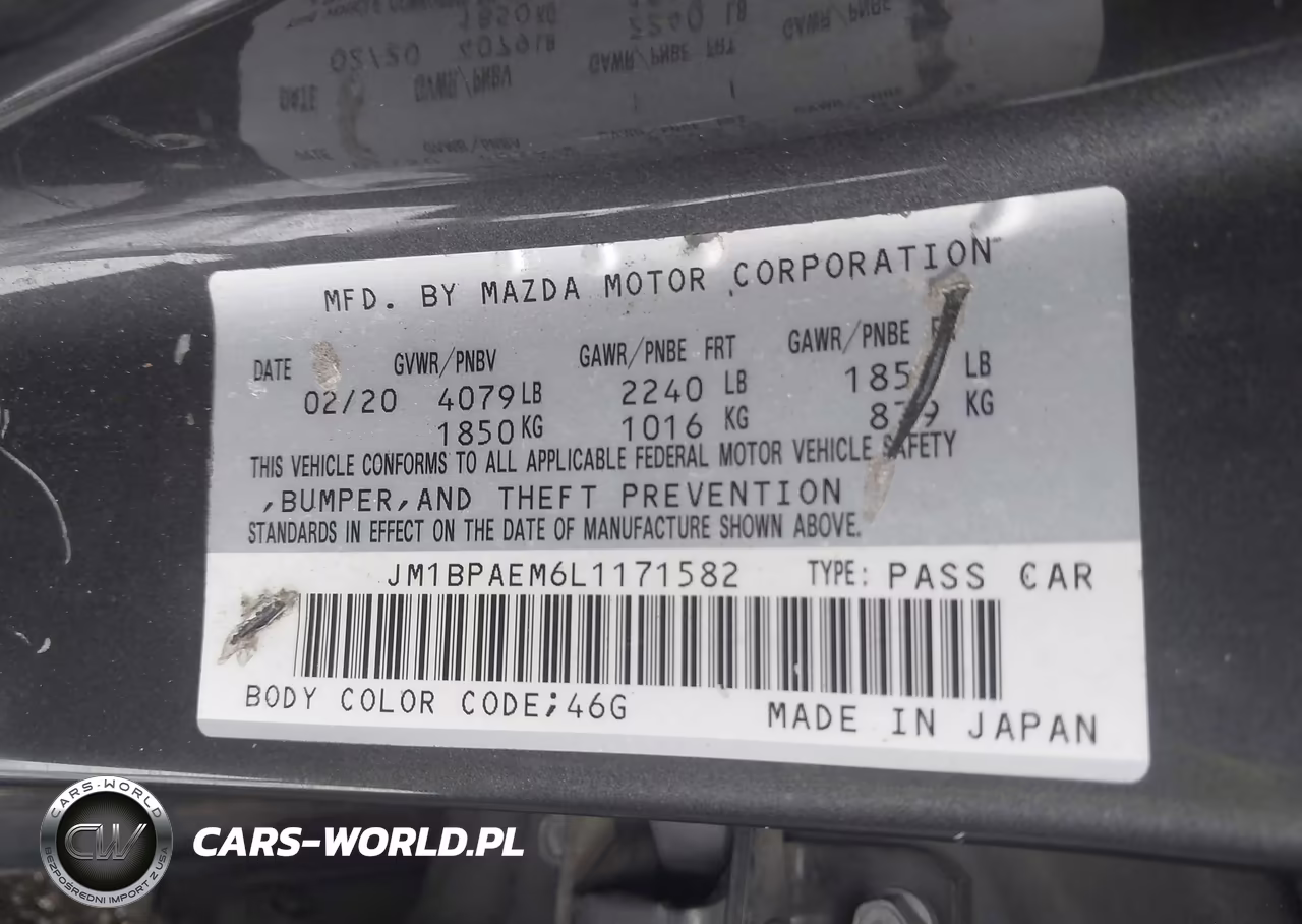 2020 Mazda Mazda3 Premium Package VIN:JM1BPAEM6L1171582 - 9