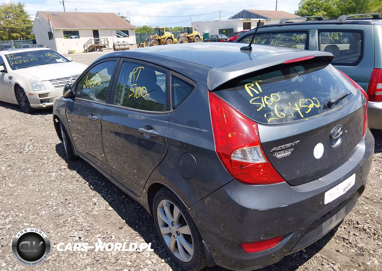 2013 Hyundai Accent Se VIN:KMHCU5AE2DU097950 - 3