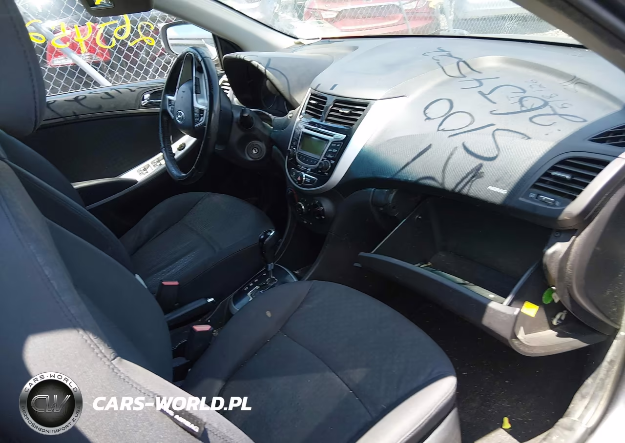 2013 Hyundai Accent Se VIN:KMHCU5AE2DU097950 - 5