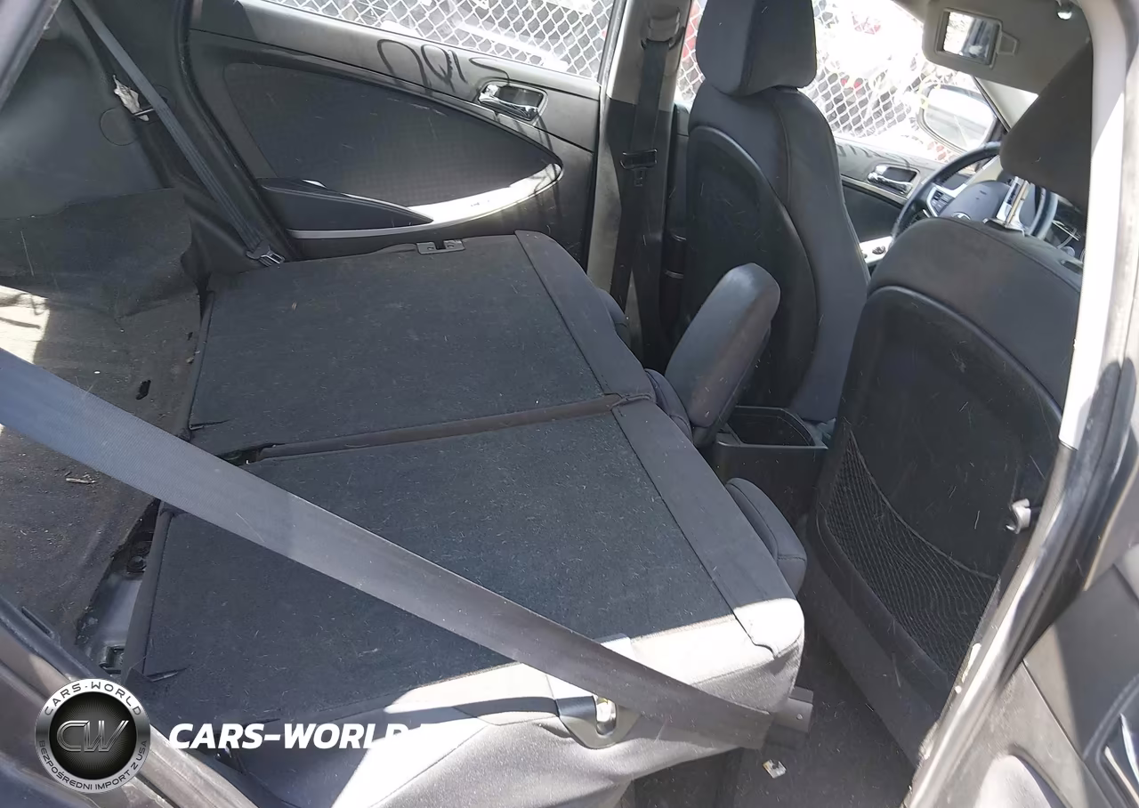 2013 Hyundai Accent Se VIN:KMHCU5AE2DU097950 - 8