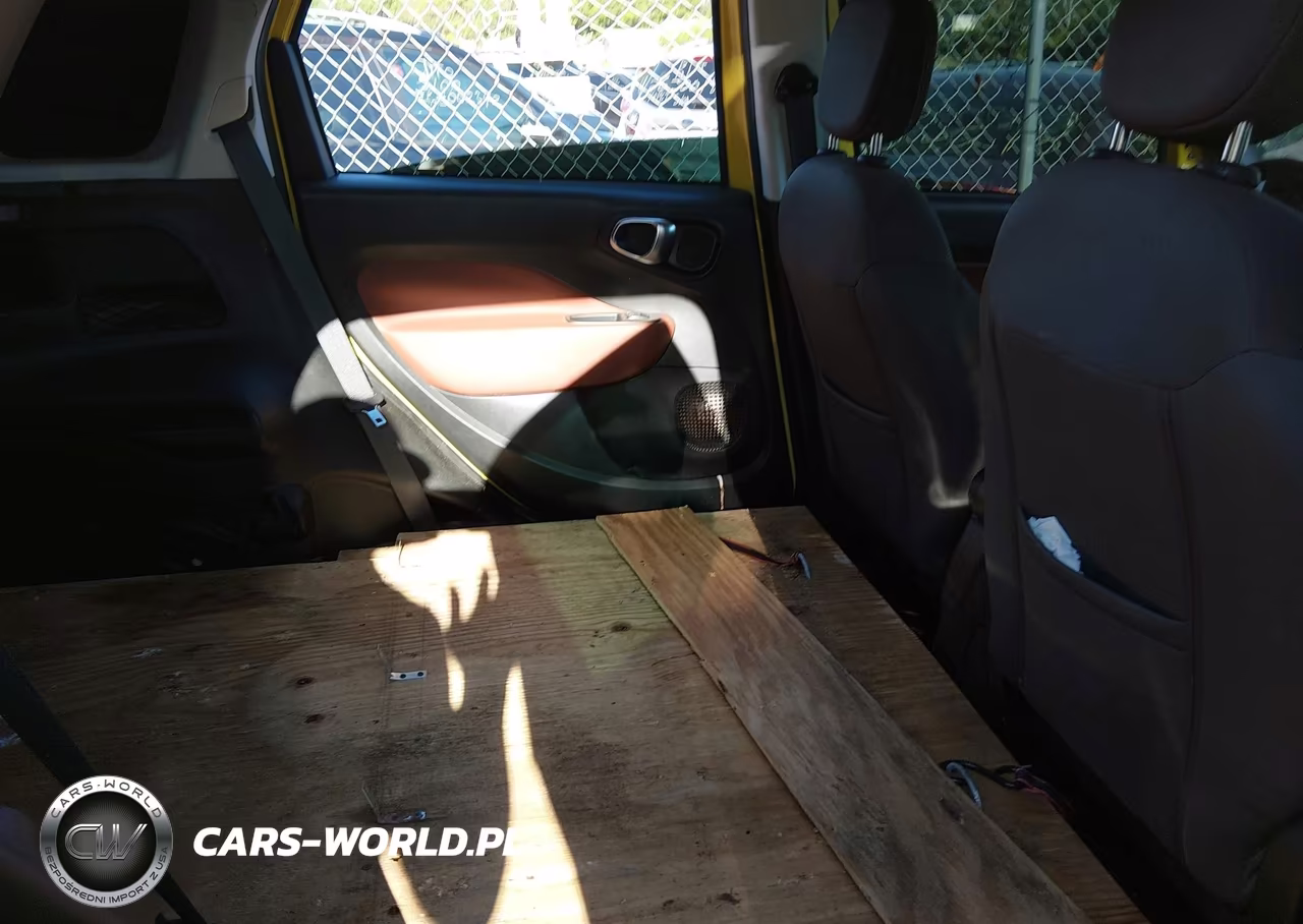 2014 Fiat 500L Trekking VIN:ZFBCFADH5EZ021417 - 8