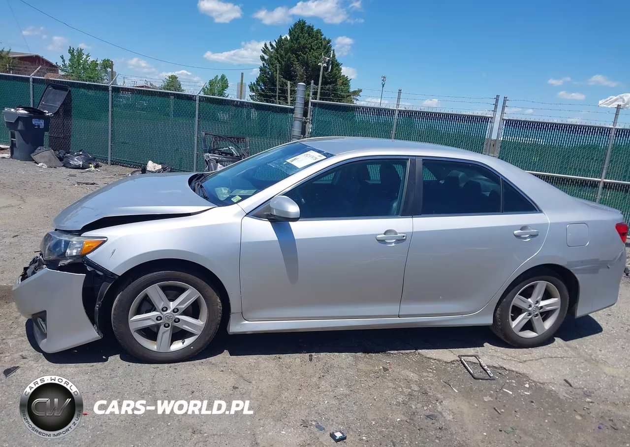2014 Toyota Camry Se VIN:4T1BF1FK5EU385914 - 13