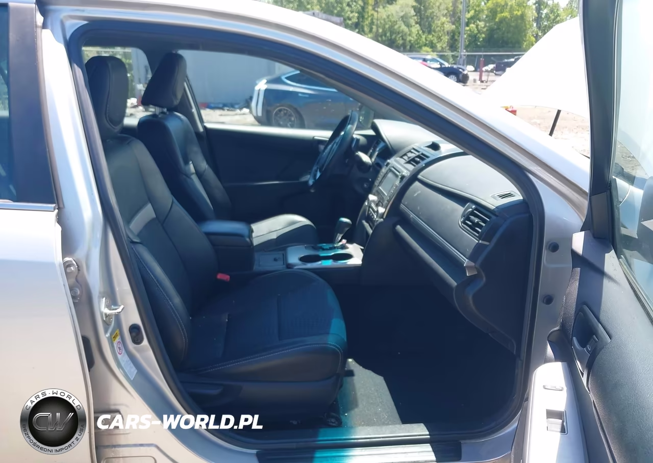 2014 Toyota Camry Se VIN:4T1BF1FK5EU385914 - 5