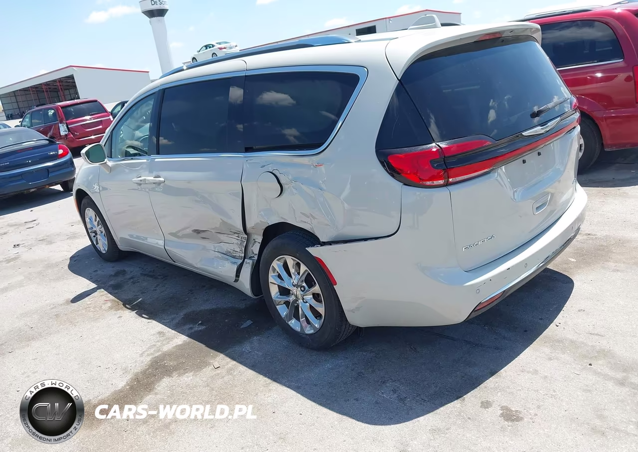 2021 Chrysler Pacifica Touring L Awd VIN:2C4RC3BG0MR510984 - 3