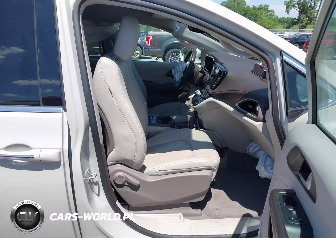 2021 Chrysler Pacifica Touring L Awd VIN:2C4RC3BG0MR510984 - 5