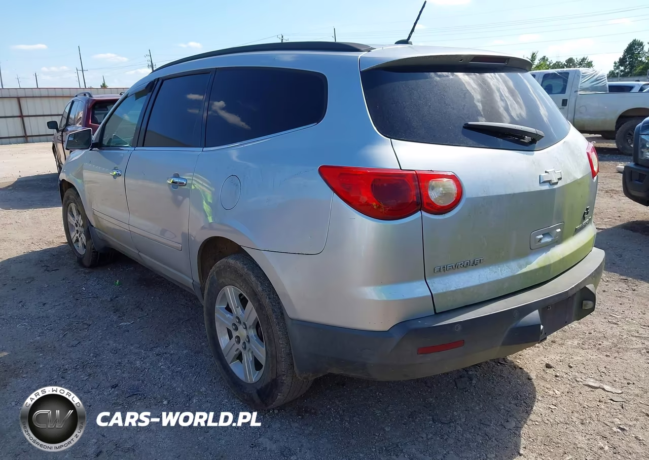 2010 Chevrolet Traverse Lt VIN:1GNLRFED0AS105913 - 3