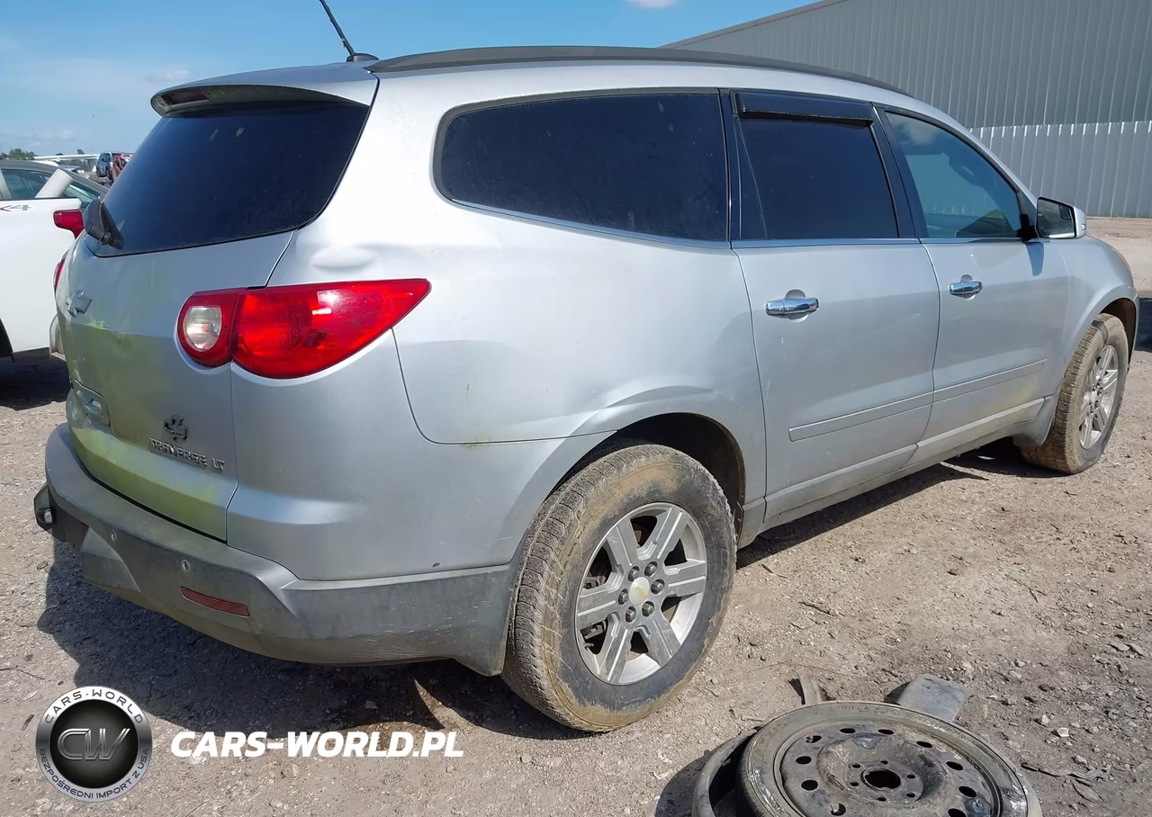 2010 Chevrolet Traverse Lt VIN:1GNLRFED0AS105913 - 4