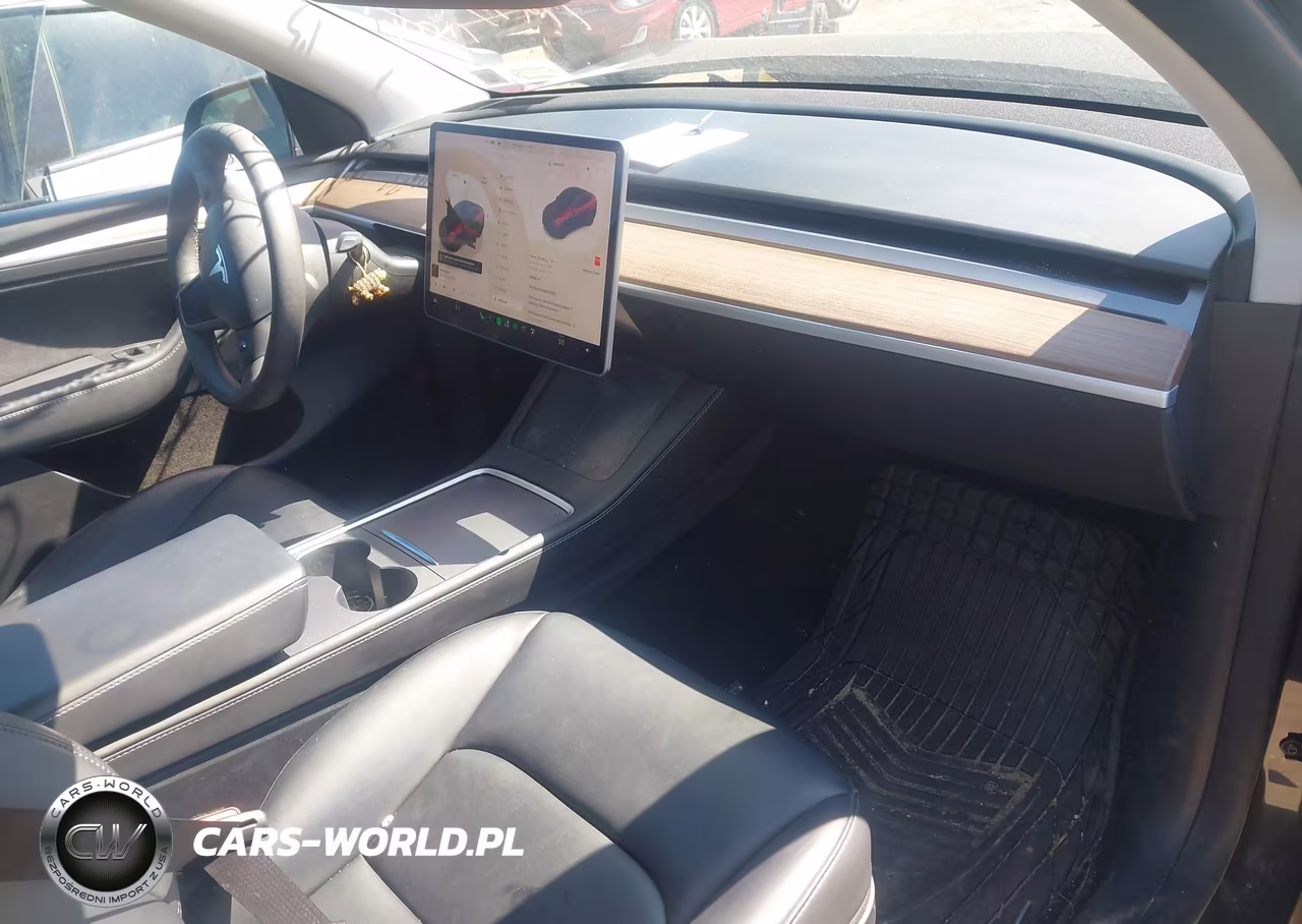 2024 Tesla Model Y Long Range Dual Motor All-Wheel Drive VIN:7SAYGDEE6RF131882 - 5
